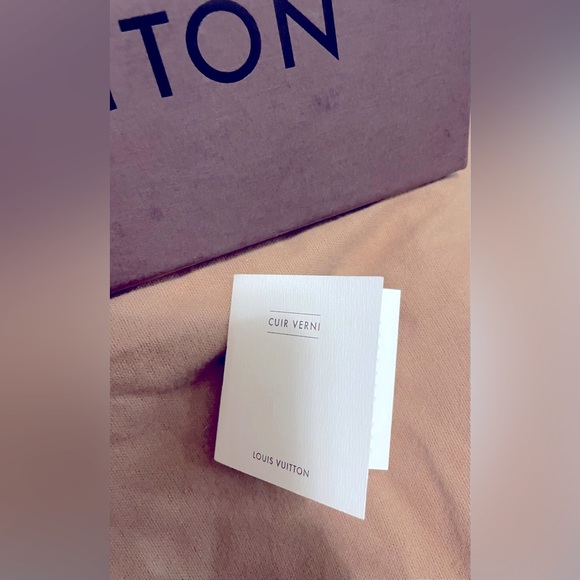 Louis Vuitton Pink Vernis “Biscayne Bay” - Picture 6 of 7